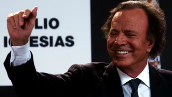 Starea de sănătate a lui Julio Iglesias, tot mai fragilă: „De la brâu în jos parcă are 500 de ani”