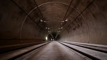 Premieră pe noua autostradă din România. Timp record la traversarea primului tunel de pe traseul A1 Sibiu-Pitești