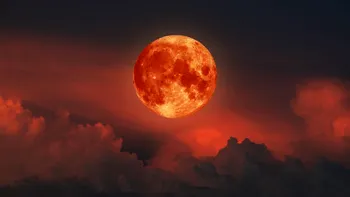 Luna va deveni roșie ca sângele. Iată când și de ce