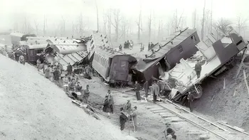 Cel mai mare accident feroviar din istoria României s-a petrecut în Noaptea de Revelion 1916 - 1917. 1.000 de oameni au murit în catastrofa de la Ciurea
