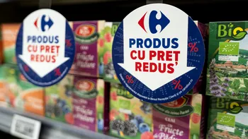 Românii se confruntă cu scumpiri masive în 2025, dar există și vești bune. Unde găsești reduceri de până la 25% la mii de produse