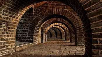 De la catacombele domnitorilor Țării Românești la tunelurile lui Nicolae Ceaușescu. Ce mistere ascunde subteranul orașului București