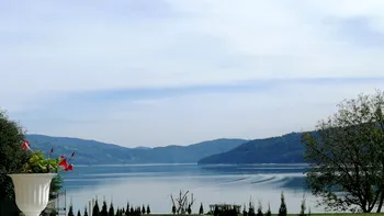 Grădinile Romane, destinația de vacanță din România de neratat în această vară. Te simți ca pe malul Lacului Como FOTO