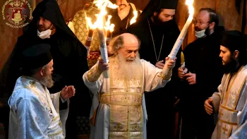 La ce oră ajunge Lumina Sfântă de la Ierusalim la Catedrala Patriarhală din București