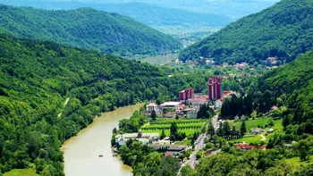 Staţiunea de aur a lui Nicolae Ceauşescu renaşte. Un lanţ hotelier internaţional vrea să investească aici