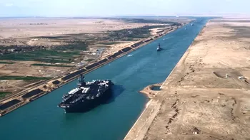 Bătălia de la Concord/Începutul Revoluției Culturale Chineze/Deschiderea Canalului de Suez pentru navigația internațională și alte evenimente istorice pe 17 aprilie