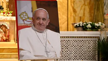 Funeraliile Papei Francisc. Suveranul Pontif a fost înmormântat în Basilica Santa Maria Maggiore din Roma. Ce urmează? UPDATE