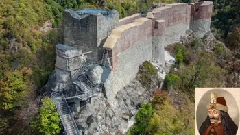 Cetatea Poienari, închisă după doar 2 săptămâni de la redeschidere. Un urs a rupt gardul electric de protecţie şi a pătruns în zona de acces a turiştilor