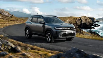 Dacia Duster, în varianta pe care și-o doresc românii, o mină de aur. Din păcate, nu e disponibilă în România