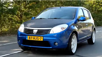 Dacia își schimbă macazul: Sandero devine full-hibrid, Spring se reinventează în forță