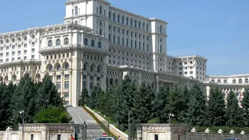 Oficial: parlamentarii care chiulesc, arși la buzunar. Ce sancțiune primesc aleșii care lipsesc nemotivat de la ședințe
