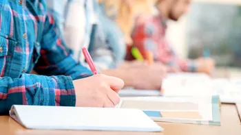Admiterea la liceu, schimbată? Ministrul Educaţiei vrea trei examene pentru elevii claselor a VIII-a