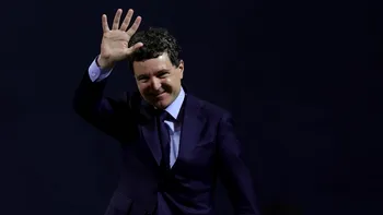 Cum arată vilele de protocol de care va dispune Nicușor Dan în următorii ani. Printre avantaje: piscină, plajă privată cinematograf, teren de tenis și adăpost antiaerian