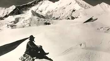I-au găsit trupul pietrificat pe muntele Everest după 75 de ani de la prima tentativă de a cuceri Acoperișul Lumii. Povestea alpinistului George Mallory