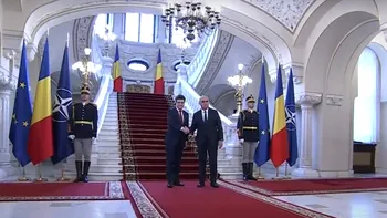 Ilie Bolojan predă mandatul prezidenţial. Imaginile zilei cu Nicuşor Dan şi preşedintele interimar