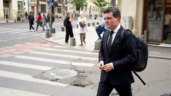 Nicușor Dan merge și el în Polonia, chiar înainte de depunerea jurământului. De ce se duce președintele ales în țara vizitată des de George Simion