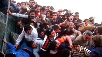 Tragedia de pe Heysel, Cupa Campionilor și o rivalitate pătată cu sânge: 39 de suporteri au murit striviți și sufocați pe stradionul din Bruxelles, înainte de meciul dintre Juventus și Liverpool