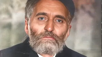 Trauma lui Garabet Ibrăileanu care i-a declanșat cele mai mari fobii. Celebrul critic literar se ștergea cu spirt după ce dădea mâna cu cineva, steriliza batistele, clanțele și țigările