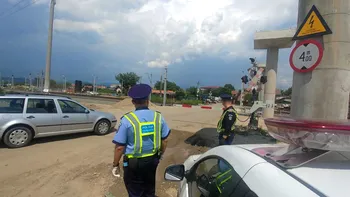 Roșu intermitent la trecerea peste cale ferată - ce trebuie să faci, chiar și dacă nu vine trenul