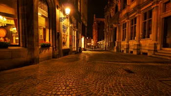 Orașul din care turiștii „fură” străzile. Apelul emoționant al autorităților către vizitatori: „Lăsați-le în urmă, nu în bagaje”
