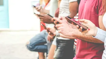 Aproape jumătate dintre tineri ar prefera o lume fără internet, conform unui studiu. Care sunt motivele?
