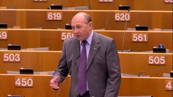 Traian Băsescu a anunţat că îl susţine pe Nicuşor Dan. Ce replică a dat fostul preşedinte când i s-a spus că a consumat alcool de dimineaţă
