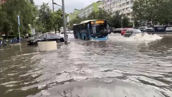 De ce a fost atât de puternică furtuna de luni din București. Explicația meteorologilor: 