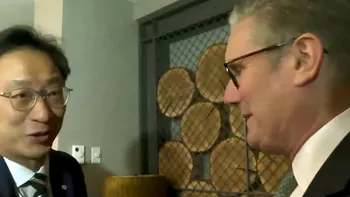 Premierul britanic, gafă de proporţii în Coreea de Sud. L-a confundat pe translator cu noul preşedinte Lee Jae-myung