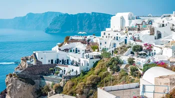 Cele mai ieftine stațiuni din Grecia pentru vara 2025. Unde merg tot mai mulți români