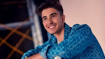 Cine este tânăra care l-a cucerit pe Sebastian Dobrincu? Milionarul, surprins la plimbare cu fiica unui prezentator TV celebru
