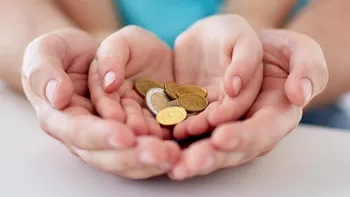 Cum pierzi 10.000 lei în 18 ani dacă nu faci un plan de economii pentru copil