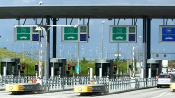 Cum și unde se plătesc taxele de autostradă pentru Grecia online. Cât costă și cum eviți aglomerația de la punctele de taxare