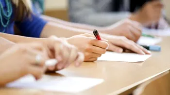 Modificări la evaluările de la finalul claselor a II-a, a IV-a şi a VI-a. Schimbările care apar, în favoarea elevilor