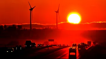 Canicula ultimilor ani a luat o pauză luna trecută, dar căldura extremă revine. Planeta fierbe în continuare