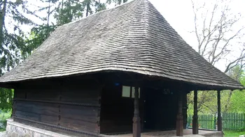 Mănăstirea din România construită fără niciun cui. Povestea locului sfânt unic în lume