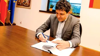 Nicușor Dan a semnat: Legea așteptată de mulți pensionari a fost promulgată. Ce se schimbă