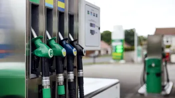 Preţul exorbitant la care ar putea ajunge motorina şi benzina în următoarea perioadă. Scumpirile se ţin lanţ, în Europa