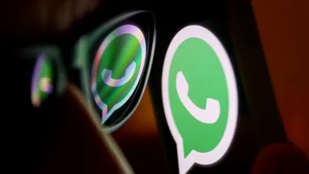 Românul care a dat în judecată WhatsApp că nu i-a șters contul. Cine a câștigat, câți bani au fost în joc