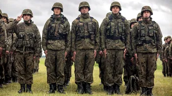 Serviciul militar obligatoriu ar putea fi reintrodus în țara europeană în care trăiesc 700.000 de români. Ce se întâmplă cu cei care au dublă cetățenie