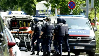 Ce au găsit polițiștii în casa autorului atacului armat din Graz. Dezvăluirile făcute de profesori