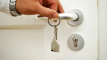 Cum declari corect la ANAF un contract de închiriere încheiat pe termen scurt, tip Airbnb