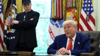 Ai fi zis că-i invers - Elon Musk, dator vândut lui Donald Trump. Suma colosală de bani pe care are să i-o dea președintelui american