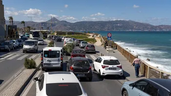 Limitele de viteză pe șoselele din Grecia. Ce trebuie să știe românii înainte de a pleca în concediu cu mașina – ce amenzi se dau în 2025