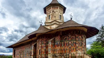 Minuni de piatră și lemn: mănăstirile din România recunoscute de UNESCO, comoara ascunsă a turismului spiritual