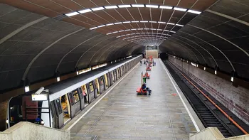 Metrorex a intrat în alertă! Din toamnă, volumul de călători se va dubla. „La 1 octombrie, trebuie să fim gata cu măcar cu una din noile garnituri. Va fi o vară lungă!”