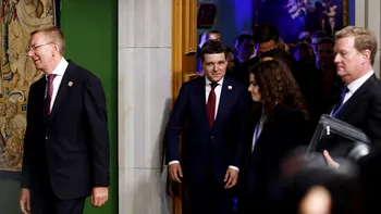 Nicușor Dan, surprins zâmbind în discuția cu Volodimir Zelenski. Ce a spus președintele Ucrainei, chiar la începutul Summitului de la Vilnius