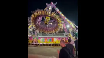 Panică într-un parc din Bacău: O bucată dintr-o instalaţie s-a desprins în timpul funcţionării. Momentul, filmat de martori
