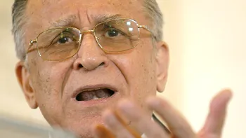 Ultimele detalii despre Ion Iliescu. Medicii de la Spitalul ”Agrippa Ionescu” au explicat de ce fostul preşedinte rămâne la Terapie Intensivă