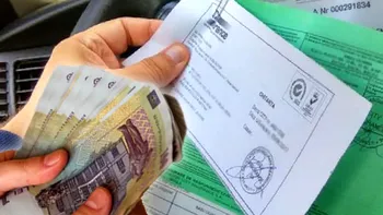 Se scumpesc polițele RCA de la 1 iulie. Cine va plăti peste 5.000 de lei pe an. Cum te afectează noile prețuri dacă ai sub 30 sau peste 60 de ani