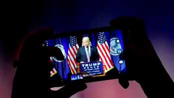 Cât de dependent este internetul nostru de America. Poate Trump să te lase fără site-urile și serviciile tale preferate online?